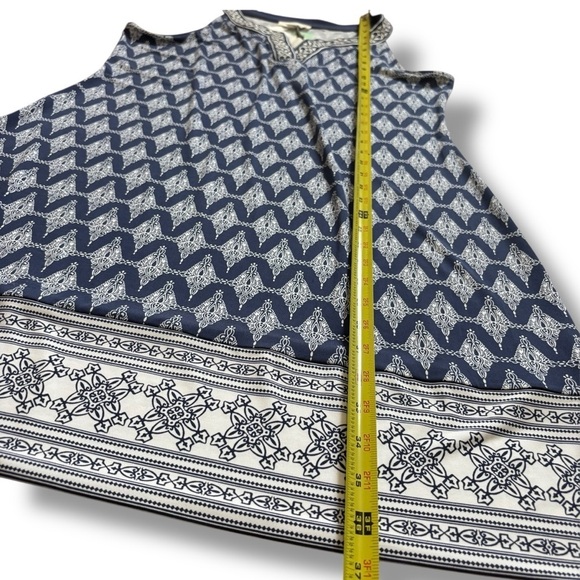 NWT Magnolia Grace Blue White Alhambra Embroidered Trim Knit Dress - Size Large - Picture 7 of 10